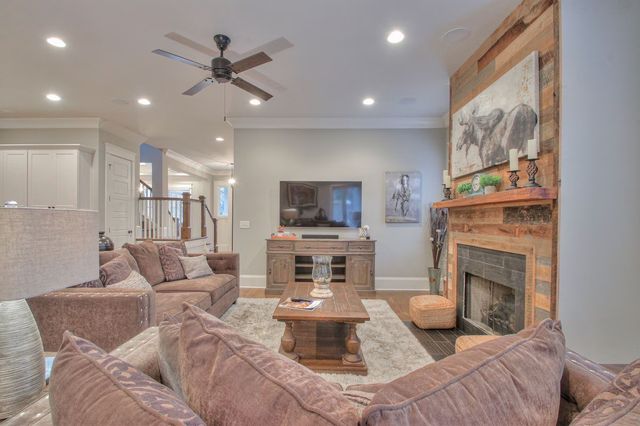 1002B Woodmont Blvd, Nashville, TN 37204
