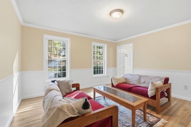 155 Brook St, Hudson, MA 01749