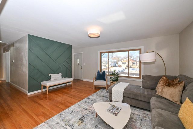 6423 W Spokane STREET, Milwaukee, WI 53223