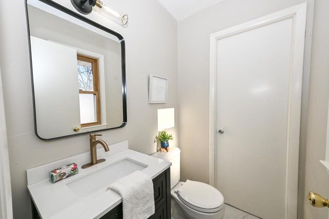 6423 W Spokane STREET, Milwaukee, WI 53223