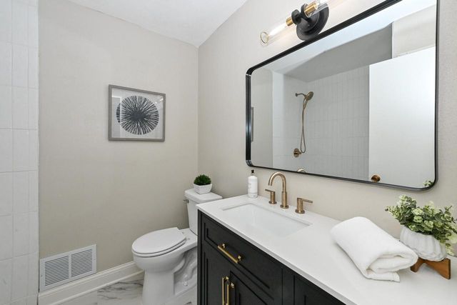 6423 W Spokane STREET, Milwaukee, WI 53223