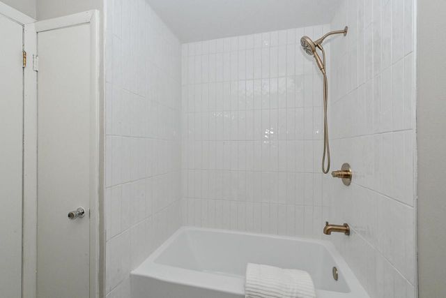 6423 W Spokane STREET, Milwaukee, WI 53223