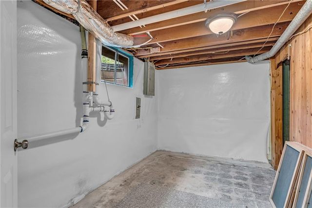 2009 Learnard Avenue, Lawrence, KS 66046