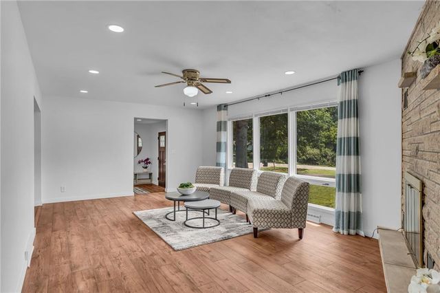 2009 Learnard Avenue, Lawrence, KS 66046