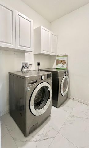 103 SW Grove Avenue, Port St. Lucie, Port St Lucie, FL 34983