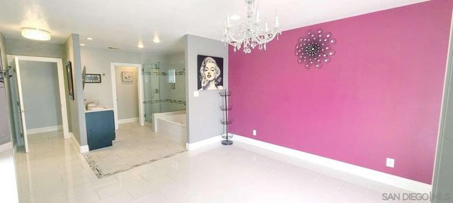 5136 N Saint Malo Ave, Covina, CA 91722