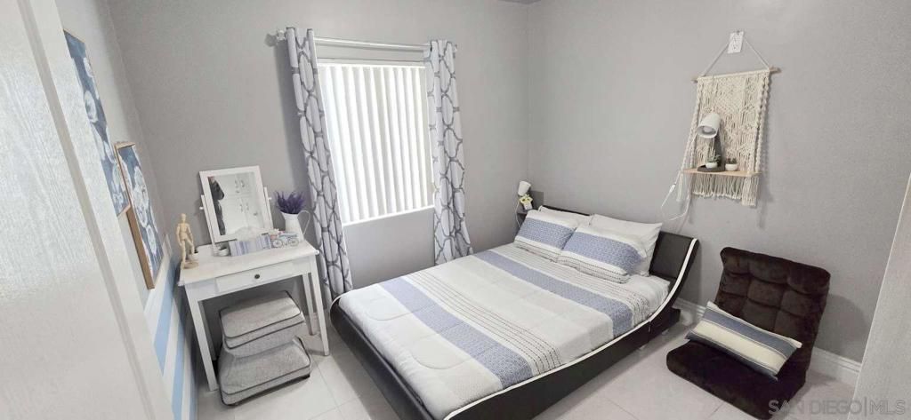 Image 12 of property listing at 5136 N Saint Malo Ave, Covina, CA 91722