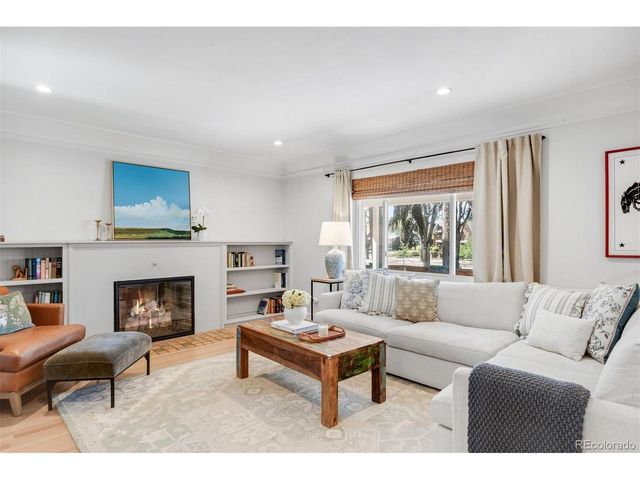 1130 N Monaco Pkwy, Denver, CO 80224