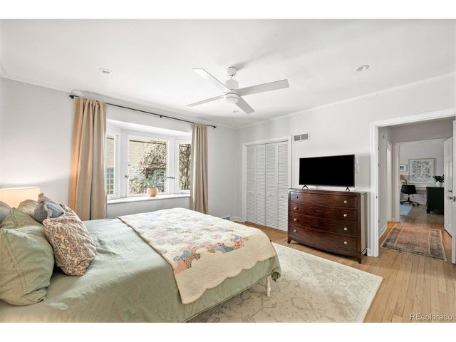 1130 N Monaco Pkwy, Denver, CO 80224