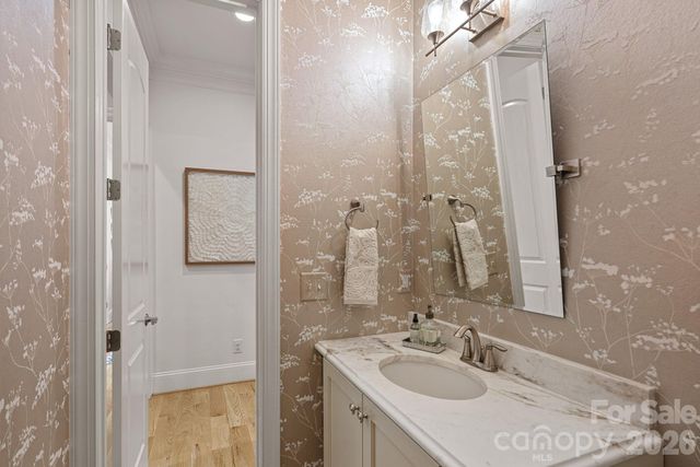 3901 Carmel Acres Drive, Charlotte, NC 28226