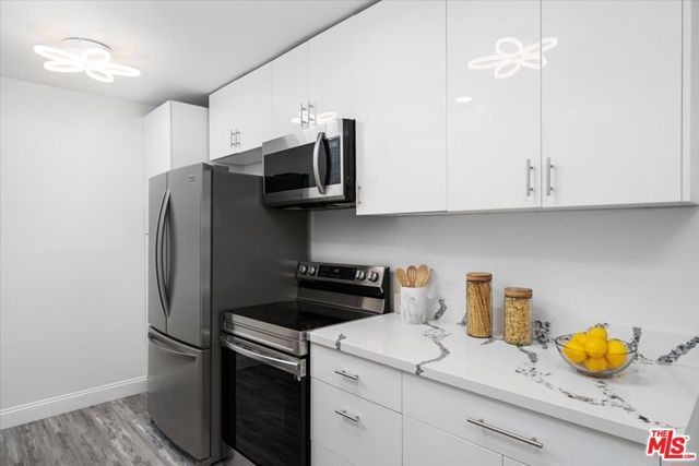 1750 Camino Palmero Street 237, Los Angeles, CA 90046