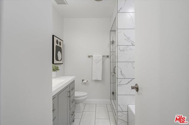 1750 Camino Palmero Street 237, Los Angeles, CA 90046