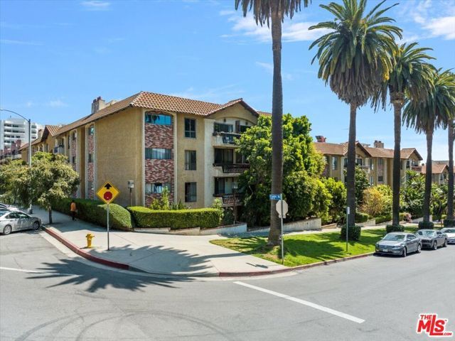 1750 Camino Palmero Street 237, Los Angeles, CA 90046