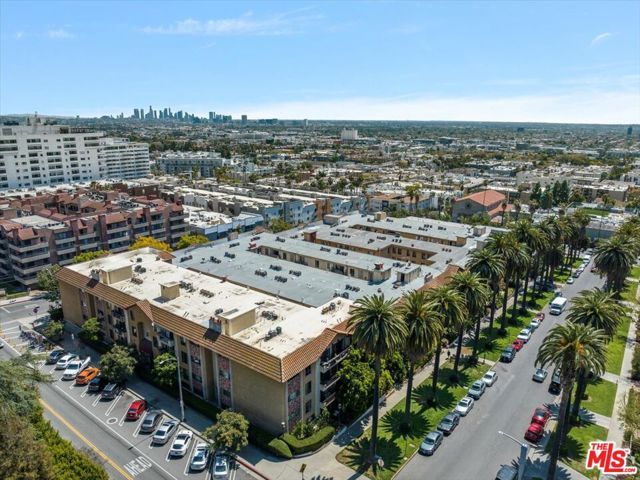 1750 Camino Palmero Street 237, Los Angeles, CA 90046