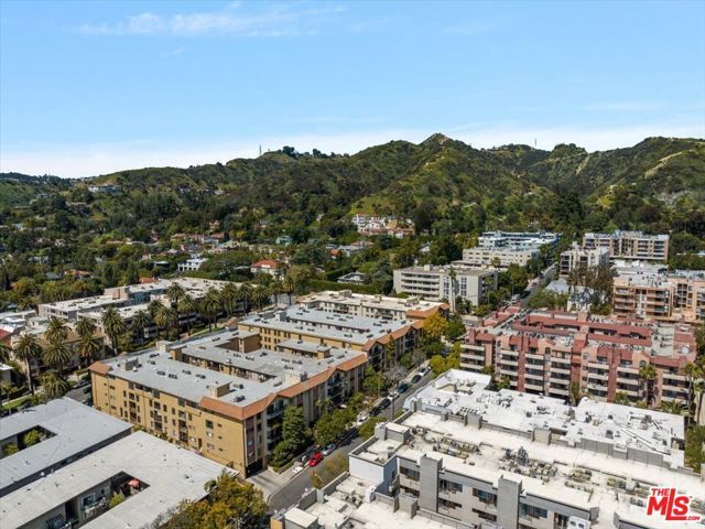 1750 Camino Palmero Street 237, Los Angeles, CA 90046
