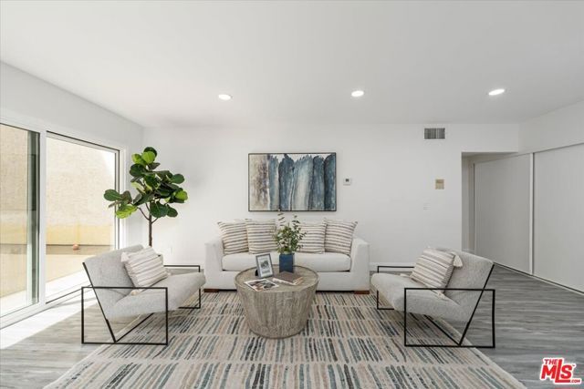 1750 Camino Palmero Street 237, Los Angeles, CA 90046