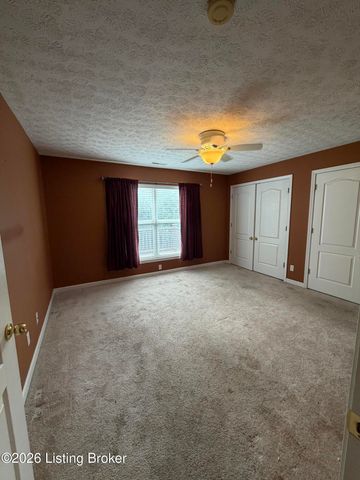 13528 Pinnacle Gardens Cir, Louisville, KY 40245