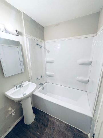 7363 S South Shore Drive 508, Chicago, IL 60649