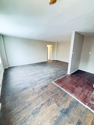 7363 S South Shore Drive 508, Chicago, IL 60649