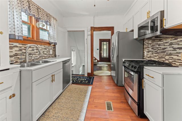 1126 W 5TH Street, Erie, PA 16507