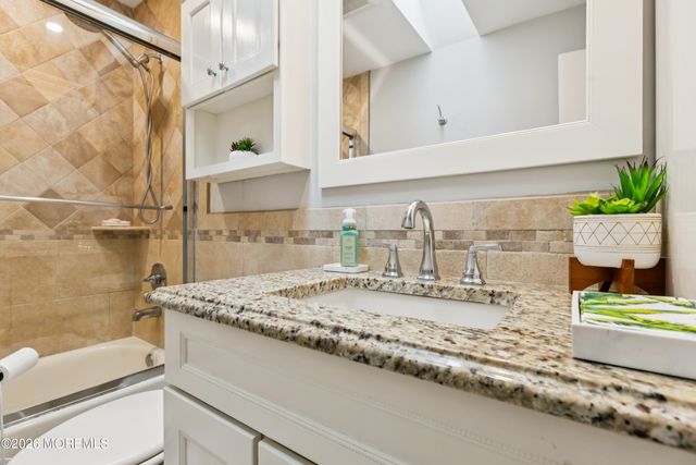 40 Pinyon Street, Howell, NJ 07731