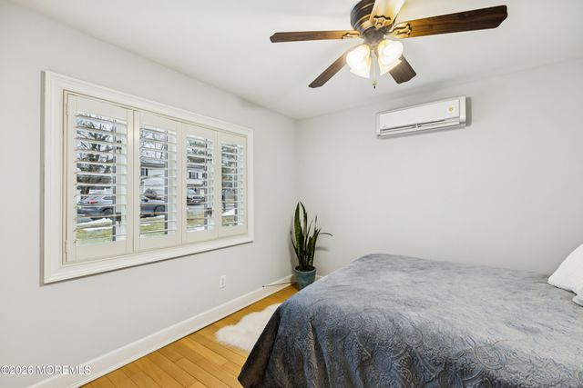 40 Pinyon Street, Howell, NJ 07731