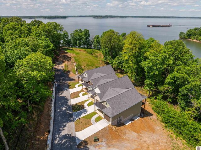 1152 Eagle Rest Dr., Grand Rivers, KY 42045