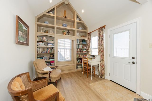 6419 Pelican Crossing Dr, Gonzales, LA 70737