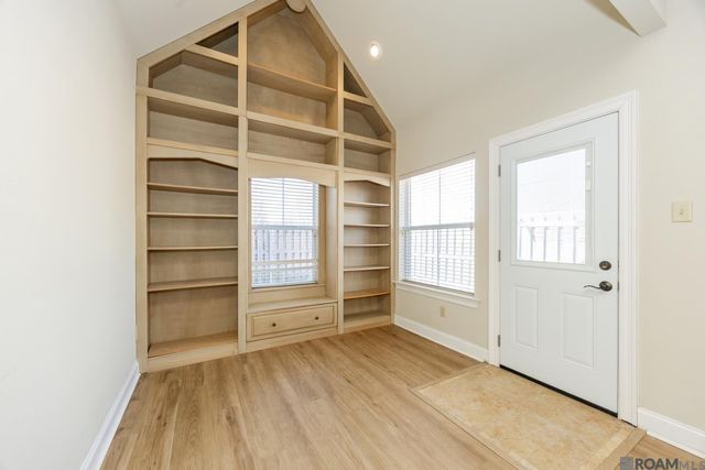 6419 Pelican Crossing Dr, Gonzales, LA 70737