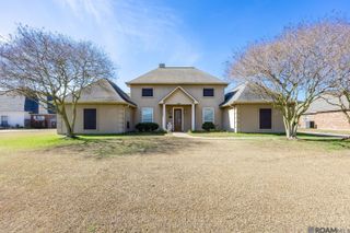 6419 Pelican Crossing Dr, Gonzales, LA 70737