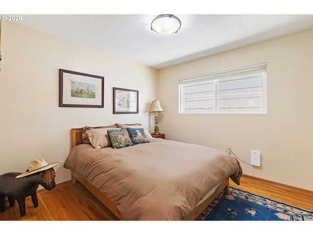 15685 Sw QUEEN VICTORIA Pl, Portland, OR 97224
