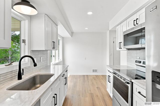 8057 Dupont Street, Omaha, NE 68124