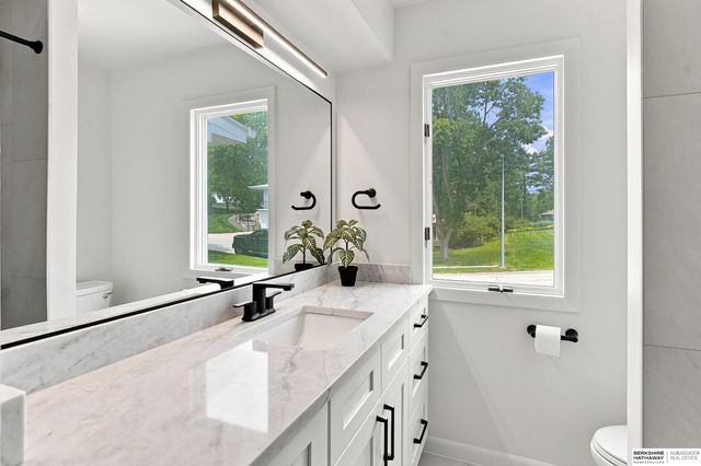 8057 Dupont Street, Omaha, NE 68124