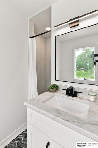 8057 Dupont Street, Omaha, NE 68124