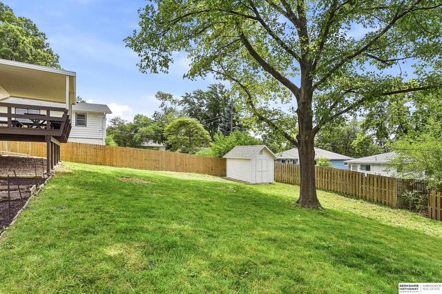 8057 Dupont Street, Omaha, NE 68124