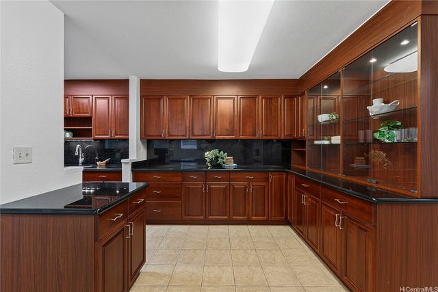 95-716 Kahikinui Place, Mililani, HI 96789