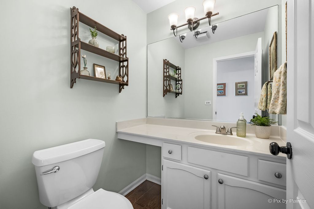 Image 17 of property listing at 1567 Haines Drive, Batavia, IL 60510