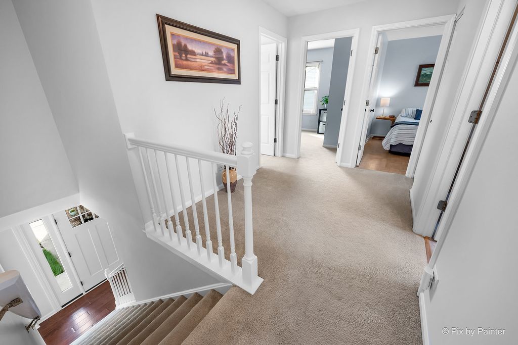 Image 28 of property listing at 1567 Haines Drive, Batavia, IL 60510