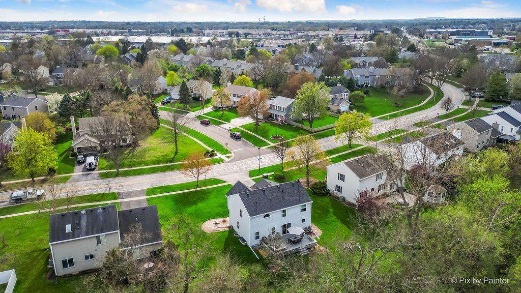 Image 35 of property listing at 1567 Haines Drive, Batavia, IL 60510