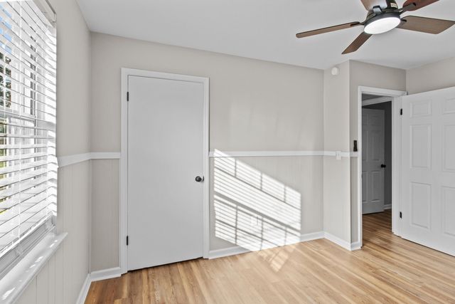 3015 Towerway Drive, Chattanooga, TN 37406