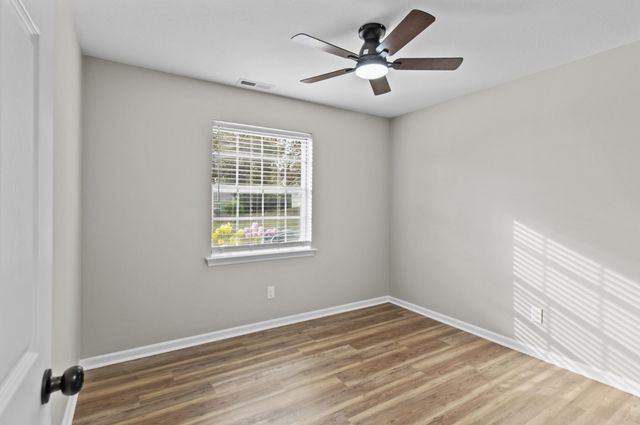 3015 Towerway Drive, Chattanooga, TN 37406