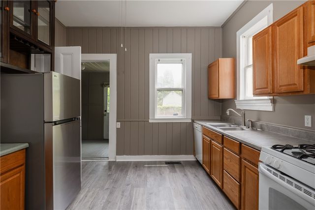 355 West Clinton Street, Elmira City, NY 14901