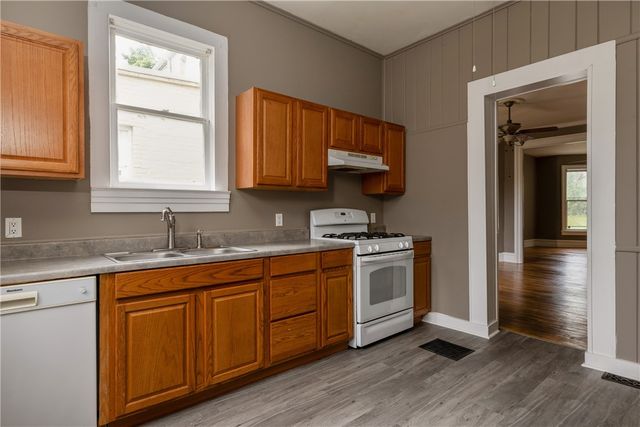 355 West Clinton Street, Elmira City, NY 14901