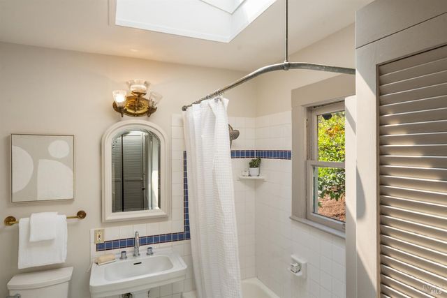 110 Auburn St, San Rafael, CA 94901