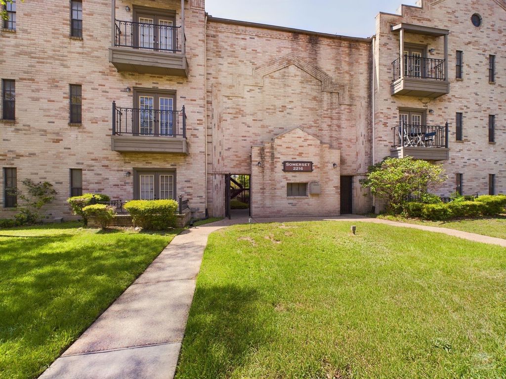 2216 San Gabriel ST 301, Austin, TX 78705