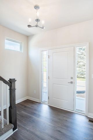 3 Grandview Circle Grandview Circle 71, White Lake Charter Township, MI 48386