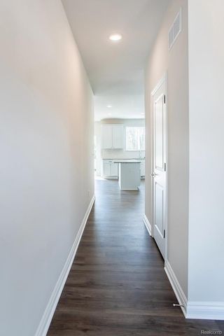 3 Grandview Circle Grandview Circle 71, White Lake Charter Township, MI 48386