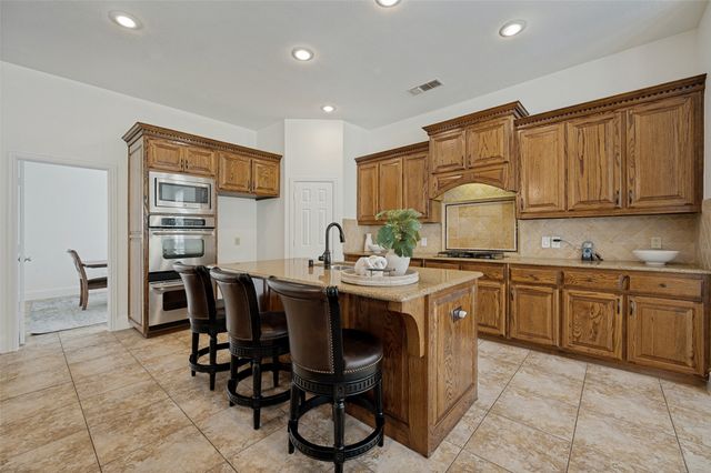 1001 Well Meadow Lane, Mckinney, TX 75071