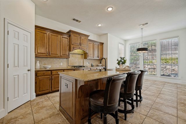 1001 Well Meadow Lane, Mckinney, TX 75071