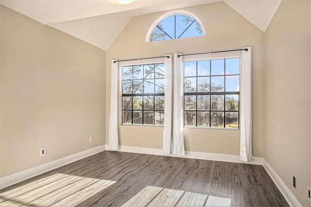 315 LAKEPOINTE DRIVE 104, Altamonte Springs, FL 32701